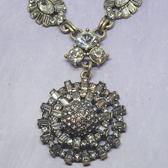 Rare Vintage J.Crew Crystal Radial Medallion Necklace - Picture 3 of 6